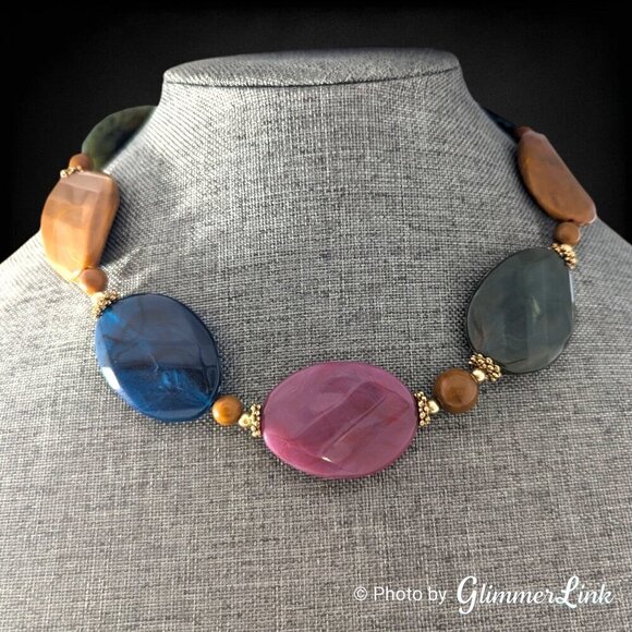 Multicolor Chunky Acrylic Pebble Bead Gold Tone Dragonfly Toggle Clasp Necklace - Picture 3 of 8